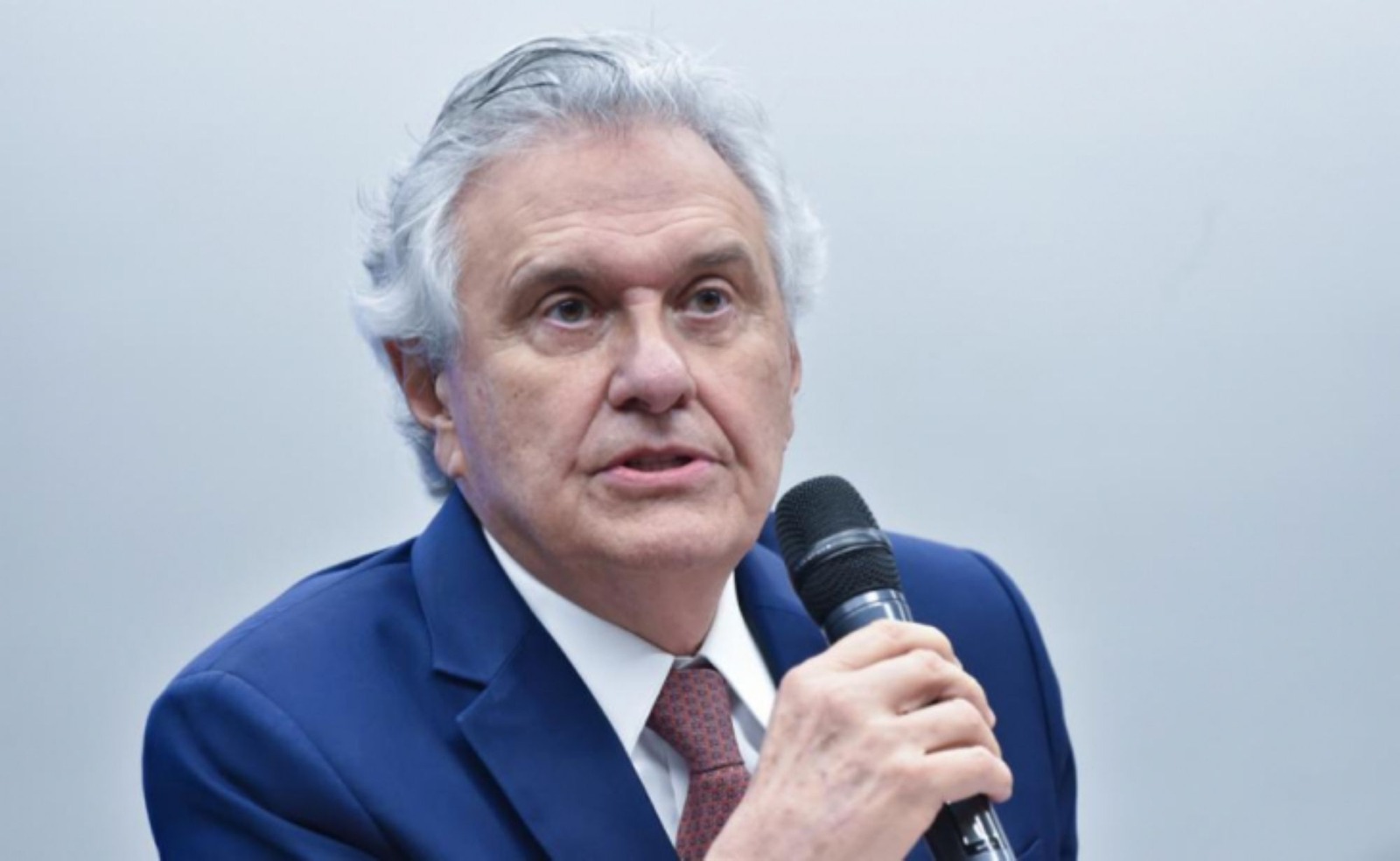Caiado repassou R$ 209 milhões a empresas investigadas por ligação com PCC