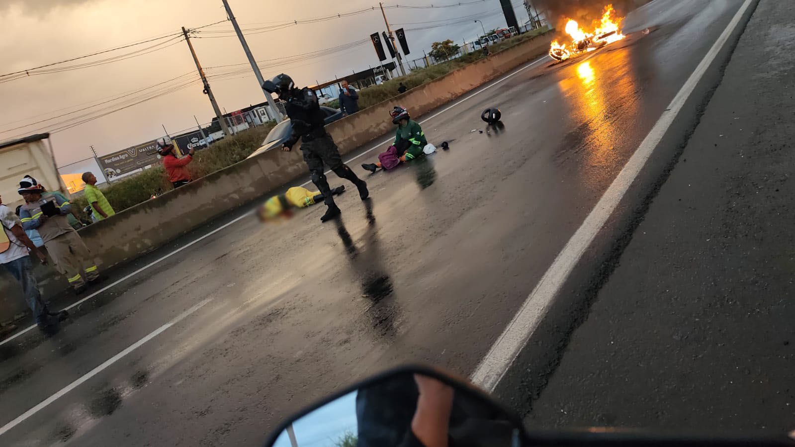 Motociclista morre e mulher fica ferida em acidente na BR-316 em Teresina