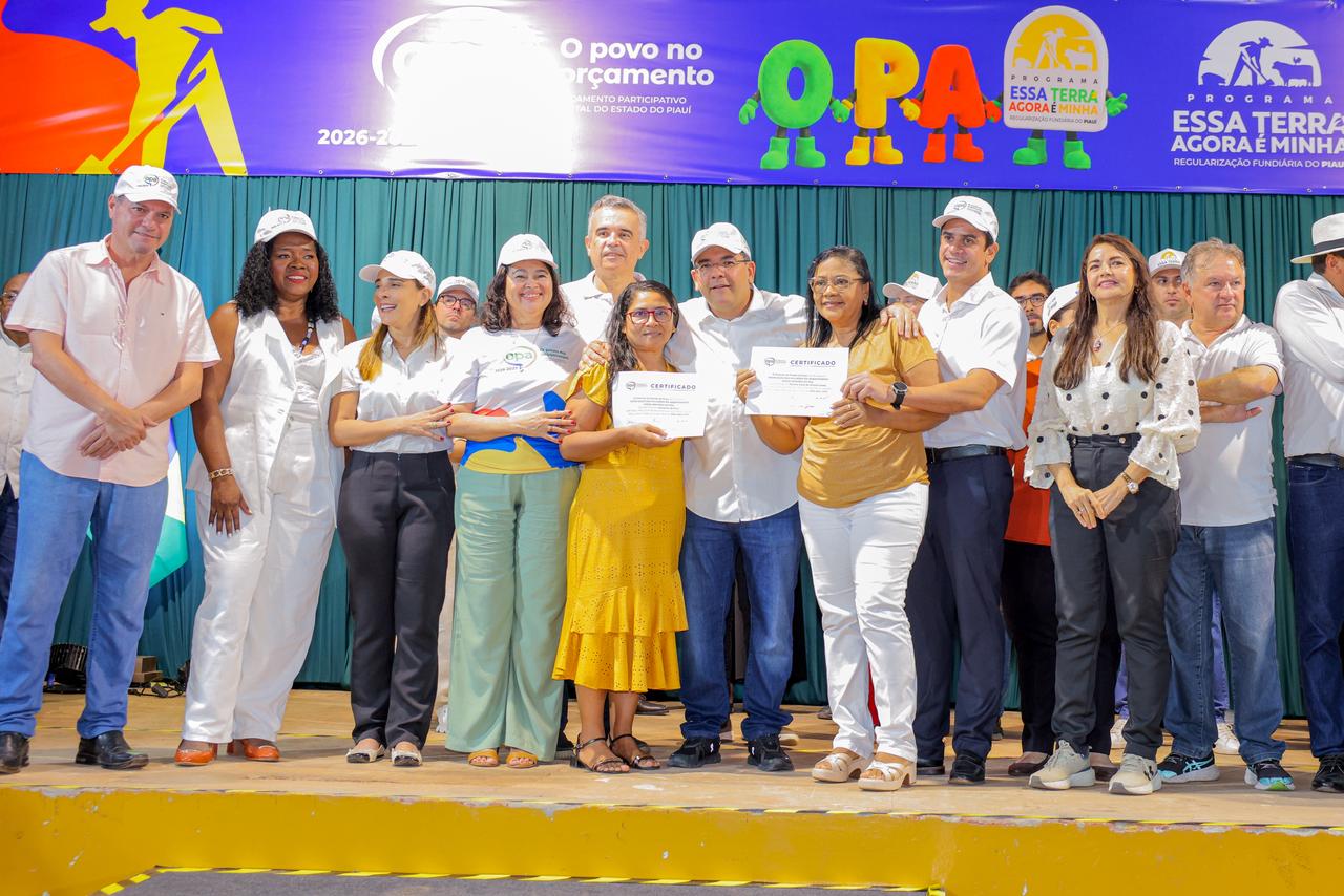 Rafael Fonteles celebra 20 mil registros de imóveis entregues e autoriza R$ 5 milhões em asfalto na zona rural de Teresina