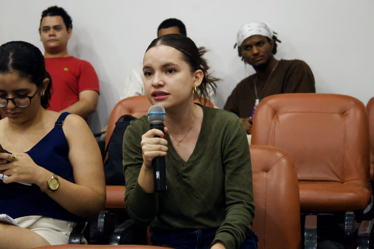 Estudante de Jornalismo da Uespi é selecionada para imersão nas atividades da Câmara dos Deputados em Brasília