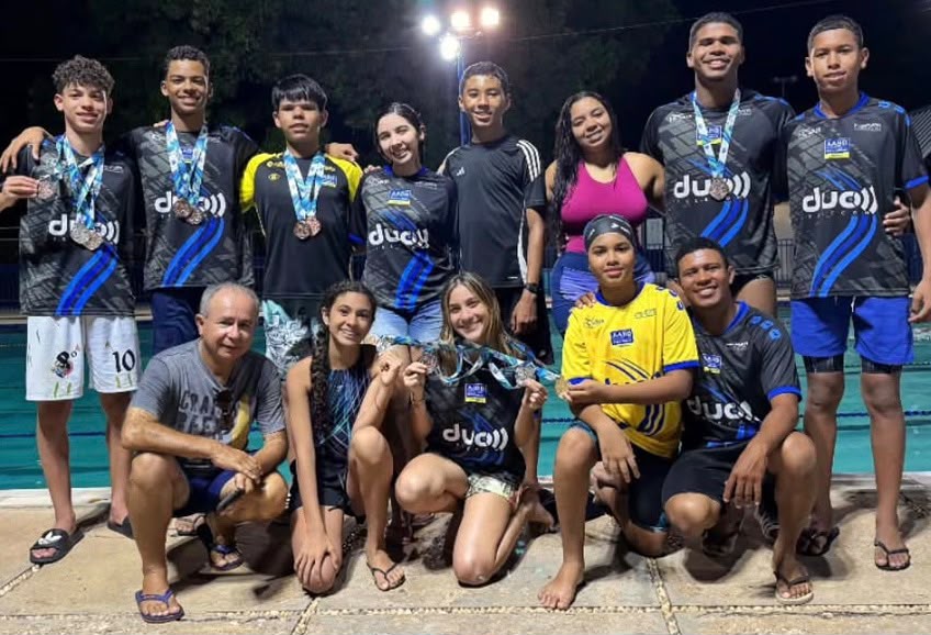 Com apoio do Governo do Estado, equipe da AABB disputa Campeonato Teresinense de Natação