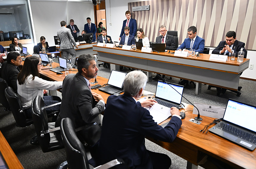 Avança projeto que impede bloqueio de gastos de agências reguladoras