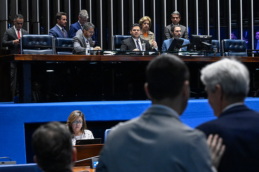 Congresso faz sessão nesta quinta para votar vetos presidenciais