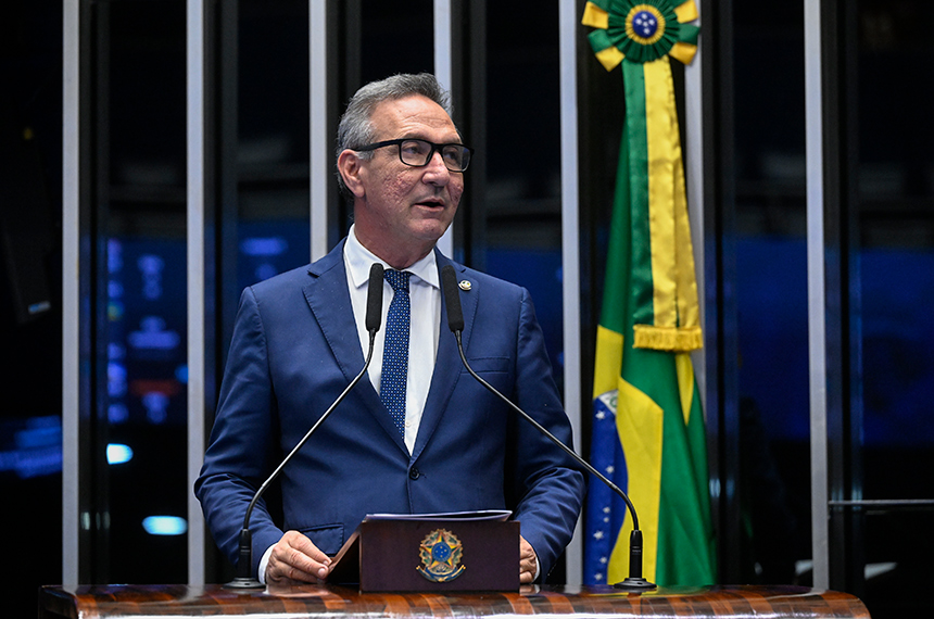 Lucas Barreto quer fim de reserva para permitir exploração mineral na Região Norte