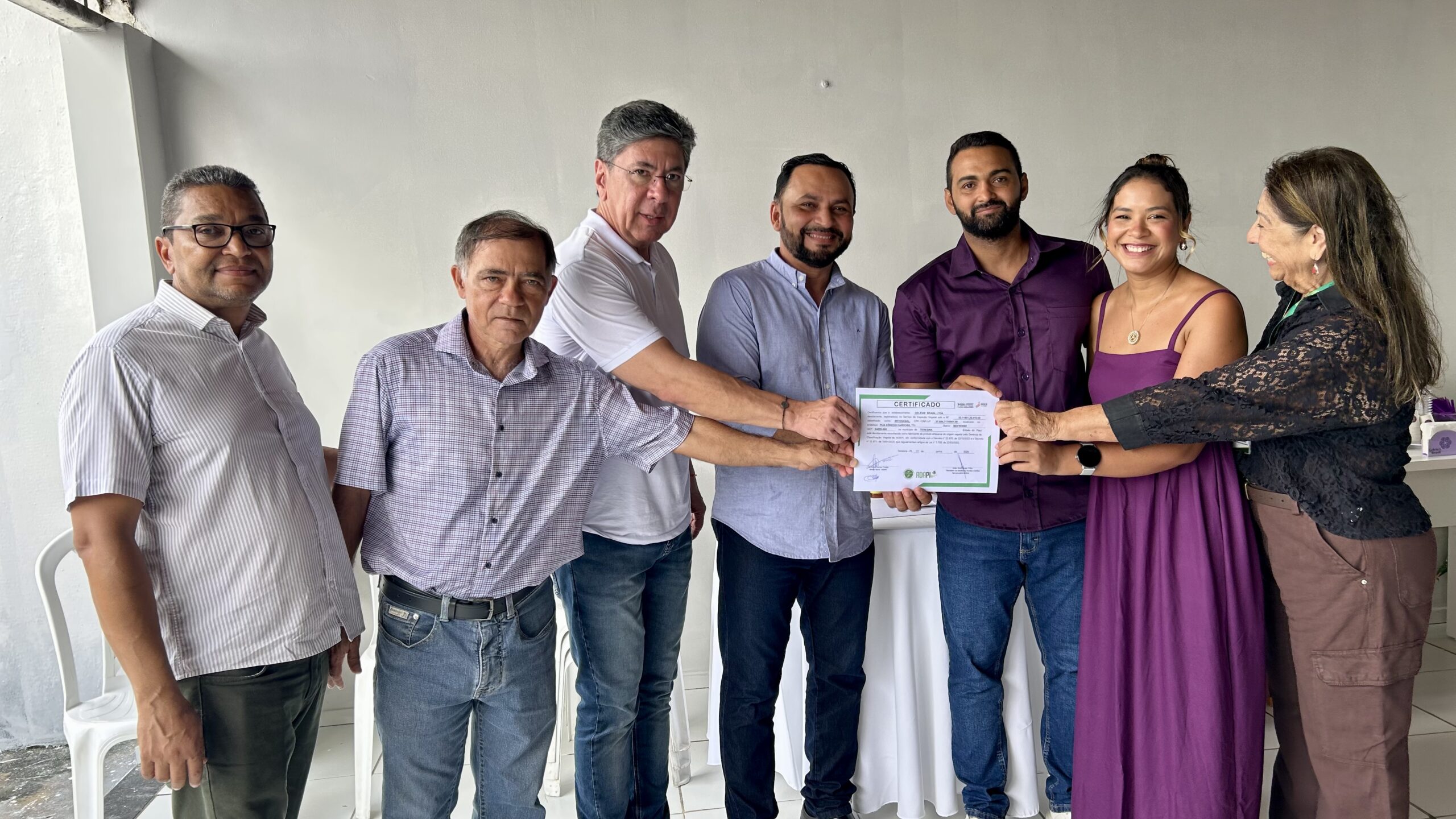 Sada e Adapi entregam certificação de qualidade artesanal a mais um empreendimento no Piauí