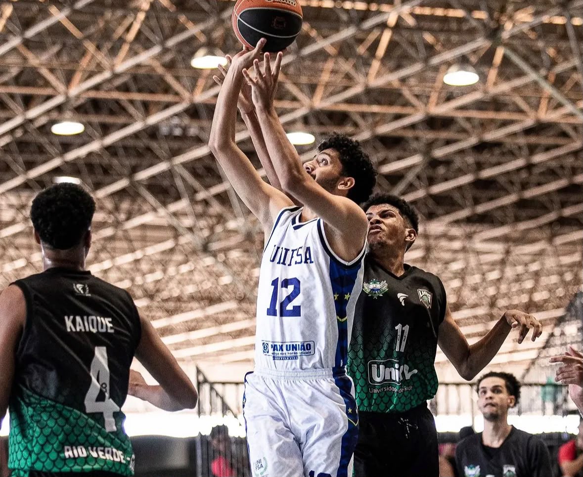 Jogador de basquete apoiado pelo Bolsa Atleta Piauí conquista vaga para representar o estado nos Jogos Universitários Brasileiros