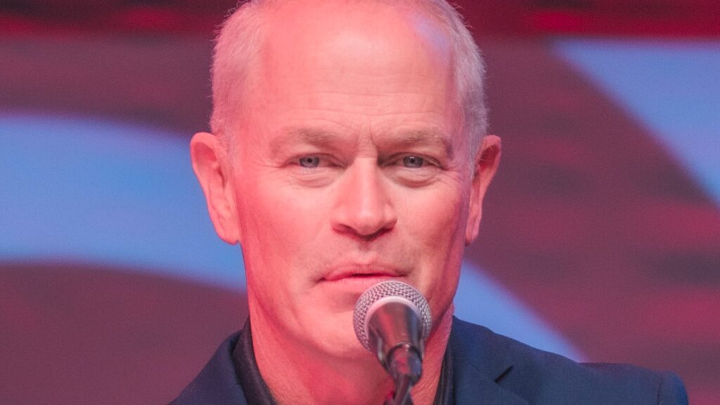 Neal McDonough perde trabalhos por se recusar a cenas íntimas