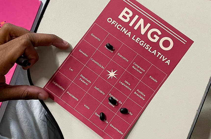 Bingo é ferramenta para turma de idosos da Oficina Legislativa do e-Cidadania