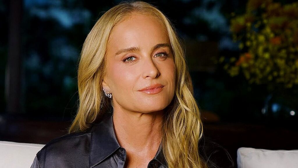 Angélica reflete sobre a fama após quase 50 anos na mídia